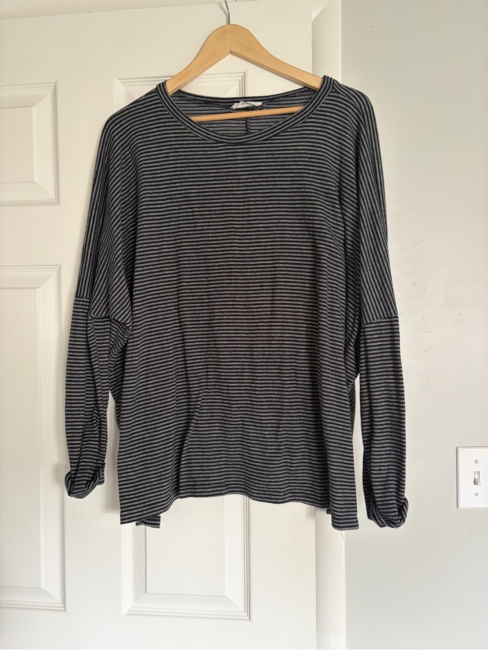 Carly Jean Los Angeles Black & White Striped Long Sleeve Top